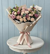 Букет цветов из:  Розы и Лизиантусы в Крымгиреевском