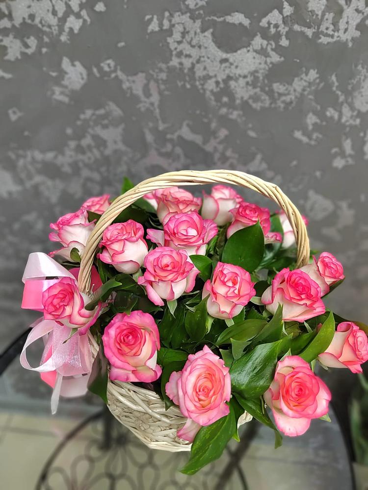 Цветочная композиция из Розы в корзине в Крымгиреевском
