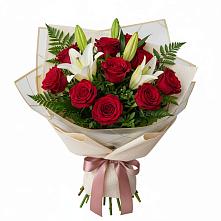 Букет цветов из:  Лилии и Розы в Крымгиреевском