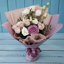 Букет цветов из:  Розы и Лизиантусы в Крымгиреевском