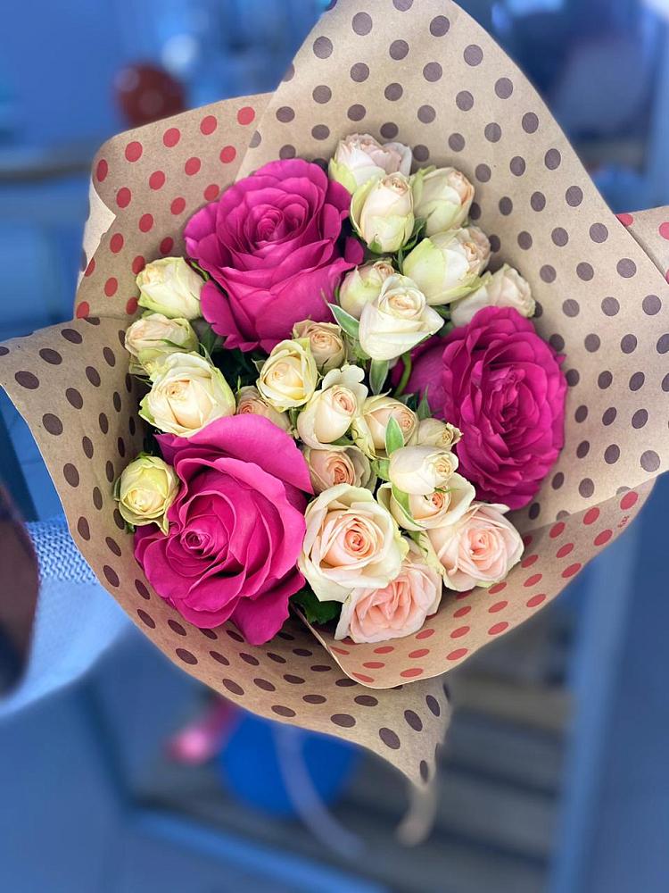 Букет цветов из: Розы в Крымгиреевском