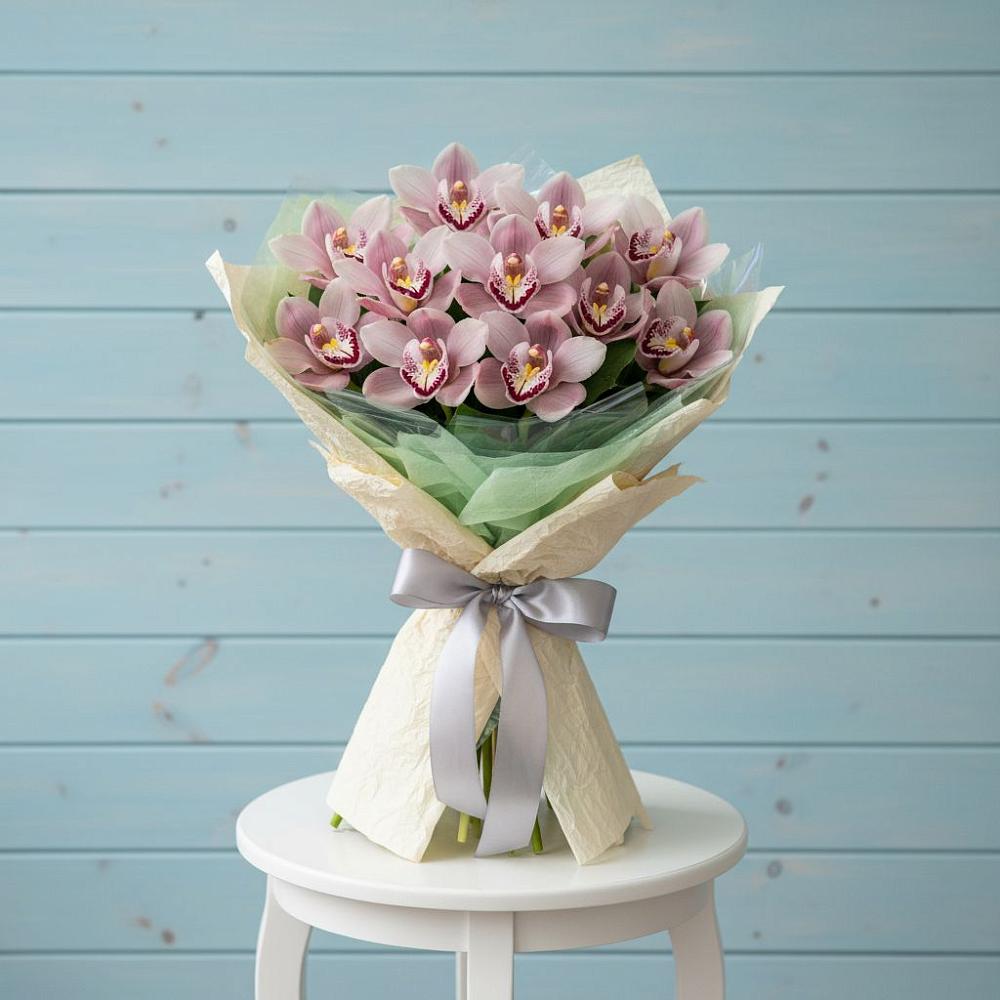 Букет цветов из: Орхидеи и Розы в Крымгиреевском