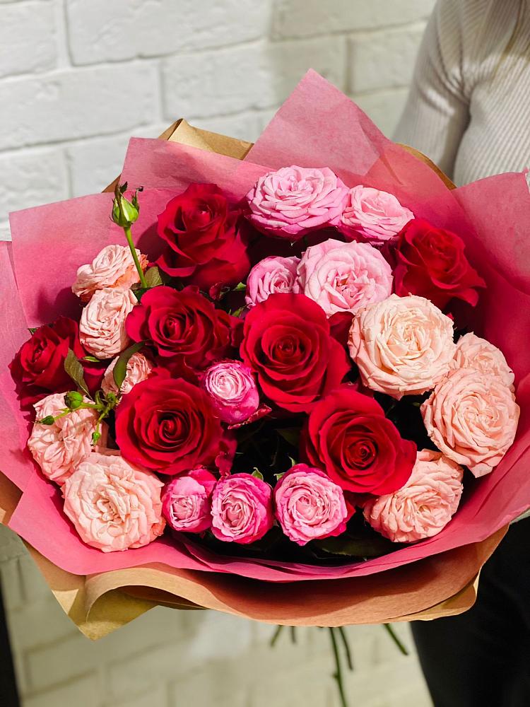 Букет цветов из: Розы в Крымгиреевском