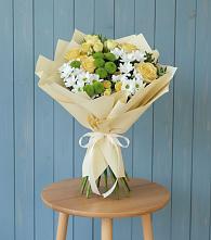 Букет цветов из:  Хризантемы и Розы в Крымгиреевском