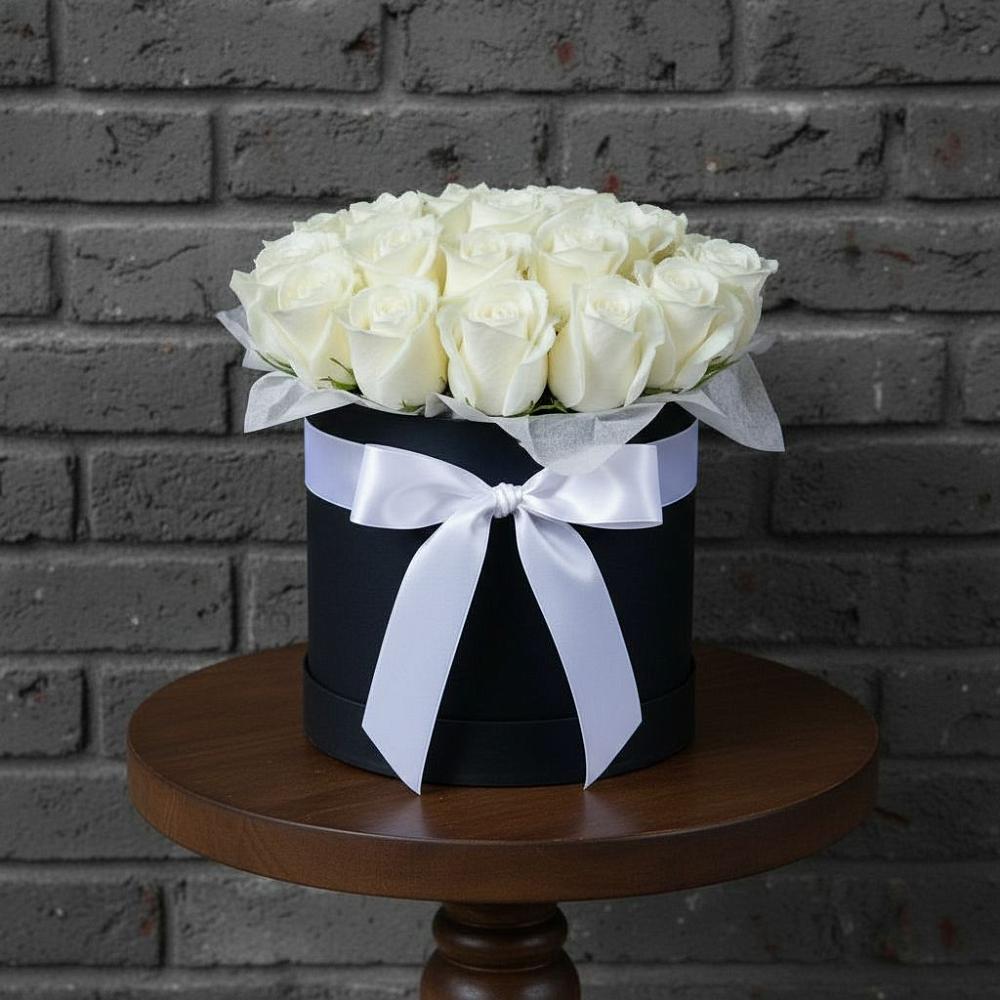 Цветочная композиция из Розы в шляпной коробке в Крымгиреевском