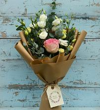 Букет цветов из:  Розы и Лизиантусы #REPLACE_PRED# Крымгиреевском
