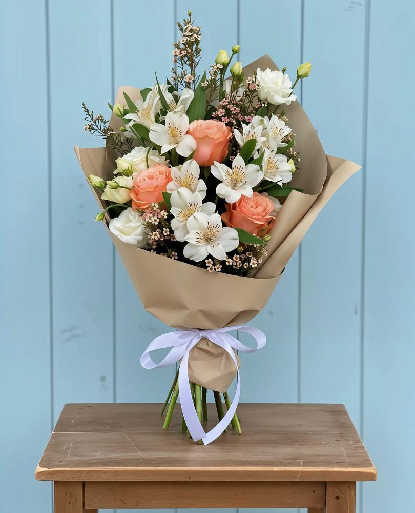 Букет цветов из: Альстромерии, Лизиантусы, Розы и Хризантемы в Крымгиреевском