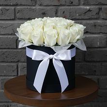 Цветочная композиция из Розы в шляпной коробке #REPLACE_PRED# Крымгиреевском